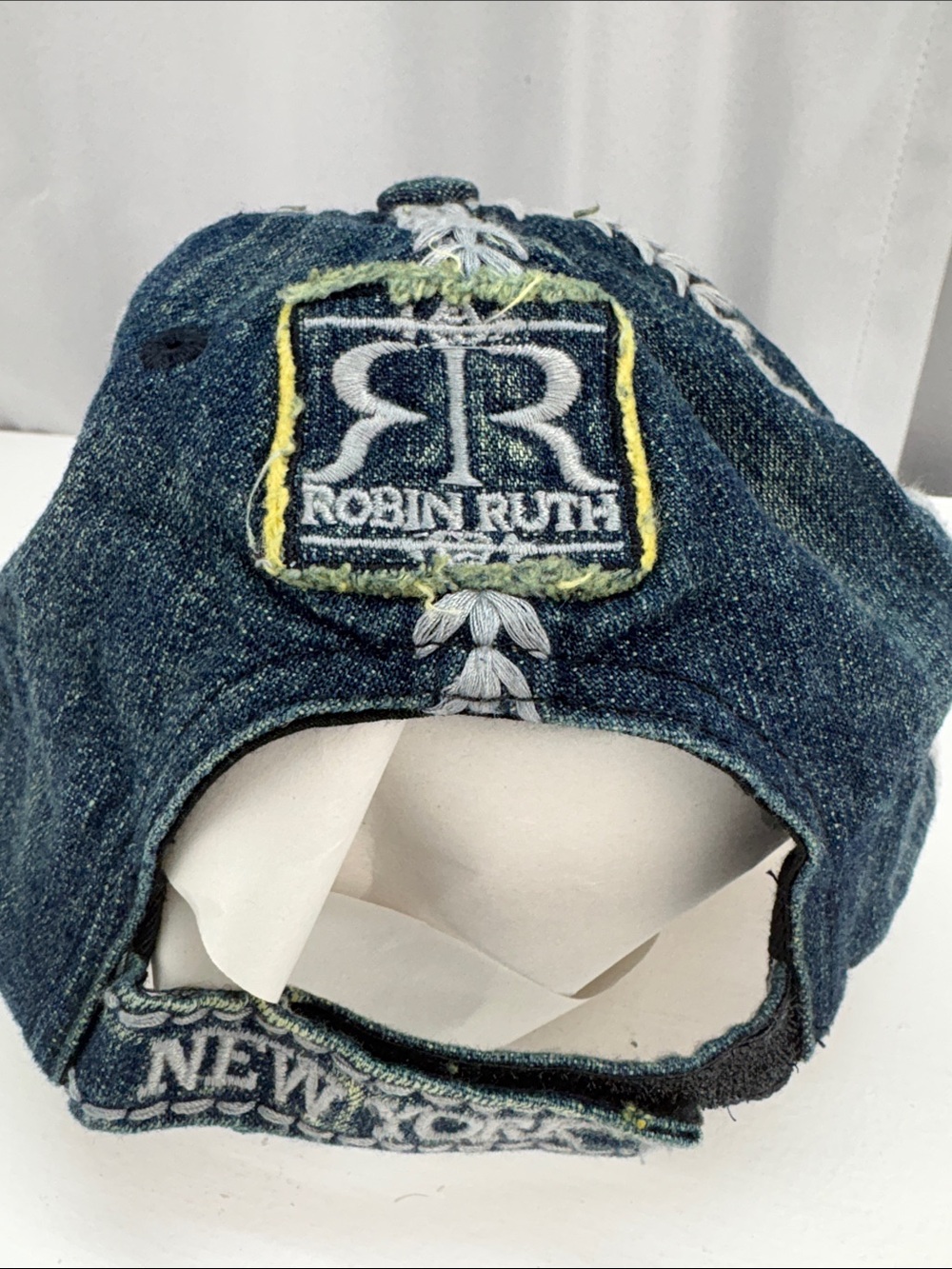 Robin Ruth Hat New York - Picture 3 of 5